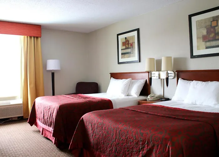 Days & By Wyndham Bloomington/normal Il Bloomington