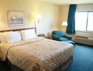 Hotel Days & By Wyndham Bloomington/normal Il 2*