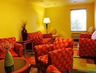 Days & By Wyndham Bloomington/normal Il 2* Bloomington
