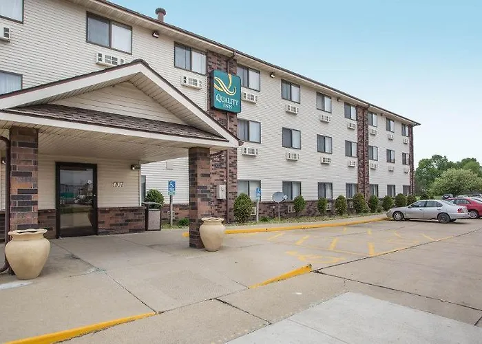Days & By Wyndham Bloomington/normal Il 2* Bloomington